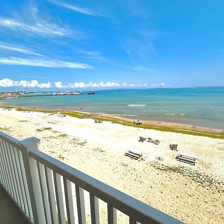 Mackinaw Beach And Bay Inn & Suites Mackinaw City Exterior foto